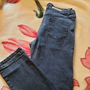 🎉🎉🎁CLEARENCE🎉🎉🎁Cosjeans Jean's